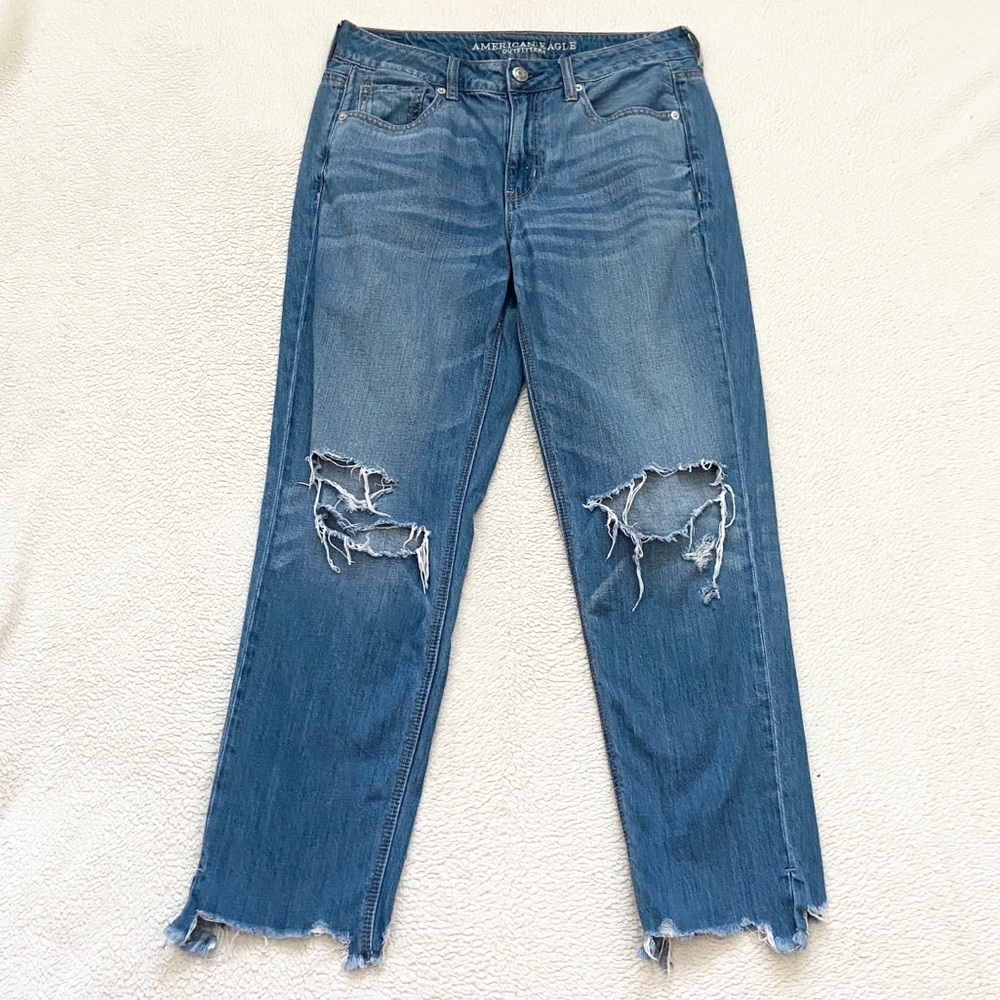 American Eagle Hi-Rise Tomgirl Jeans - Picture 8 of 16